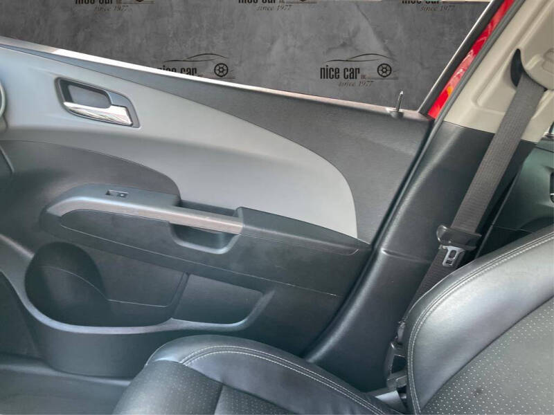 2019 Chevrolet Sonic Premier Auto