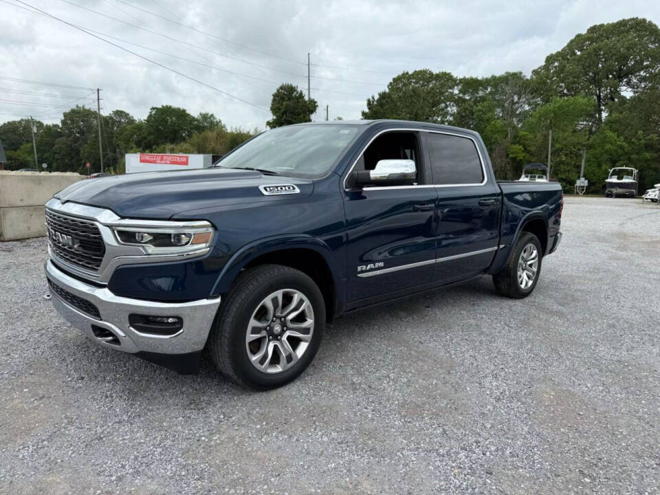 2023 RAM Ram 1500 Pickup Limited's photo