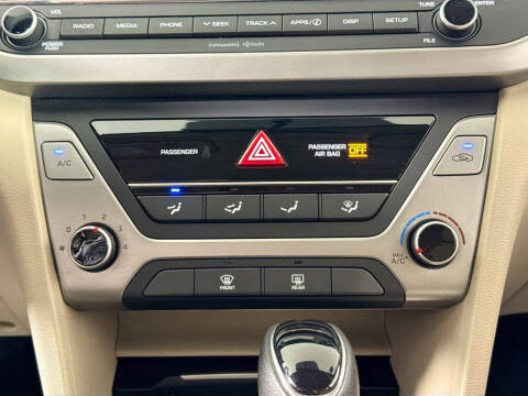 2018 Hyundai Elantra