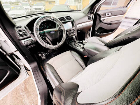 2017 Ford Explorer XLT