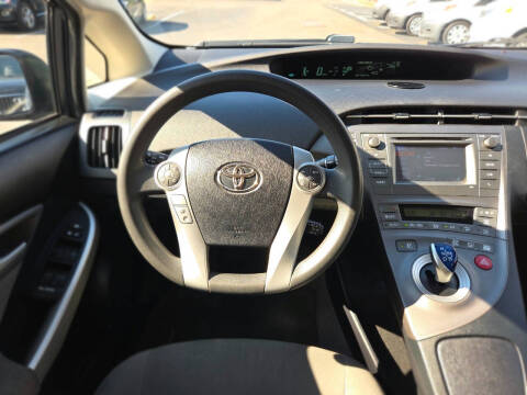 2015 Toyota Prius Two