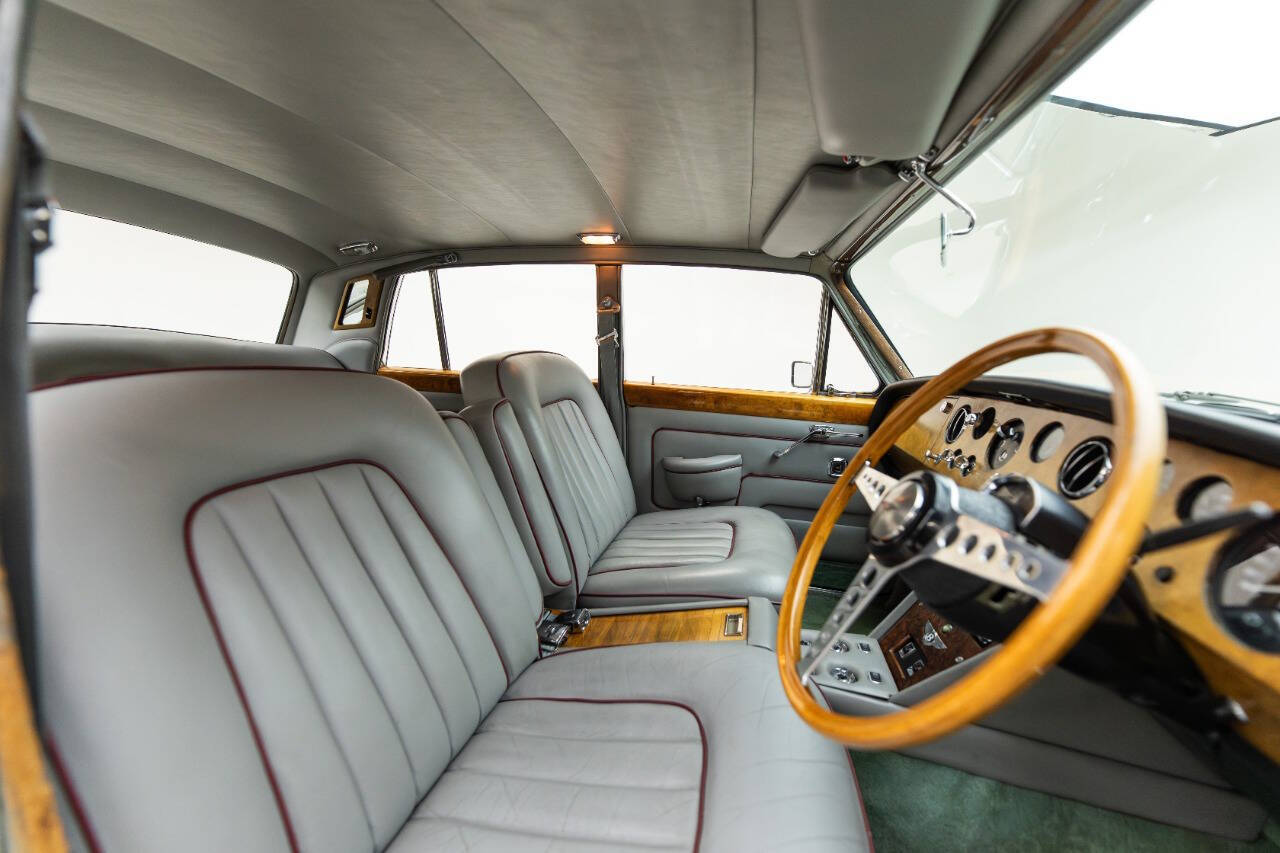 1967 Bentley T1 Saloon 128