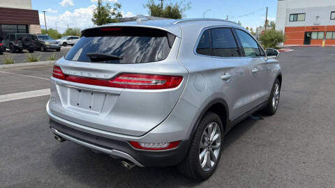 2019 Lincoln MKC Select