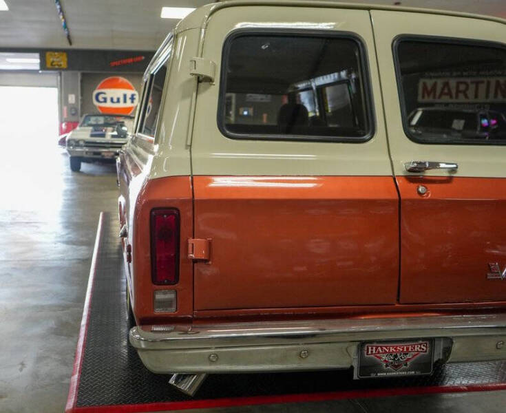 1969 Chevrolet Suburban