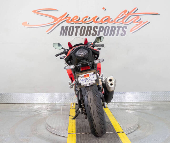 2022 Honda CBR500R ABS