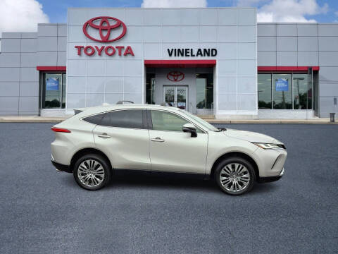 2022 Toyota Venza LE