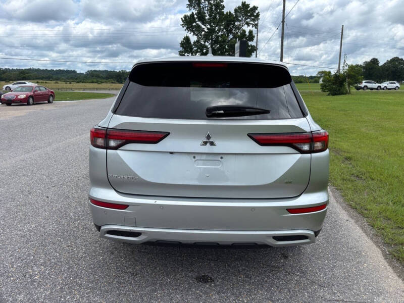 2024 Mitsubishi Outlander SE