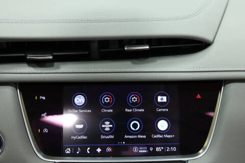 2022 Cadillac XT5 Premium Luxury