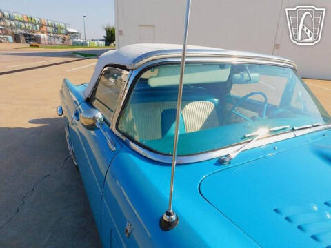 1956 Ford Thunderbird