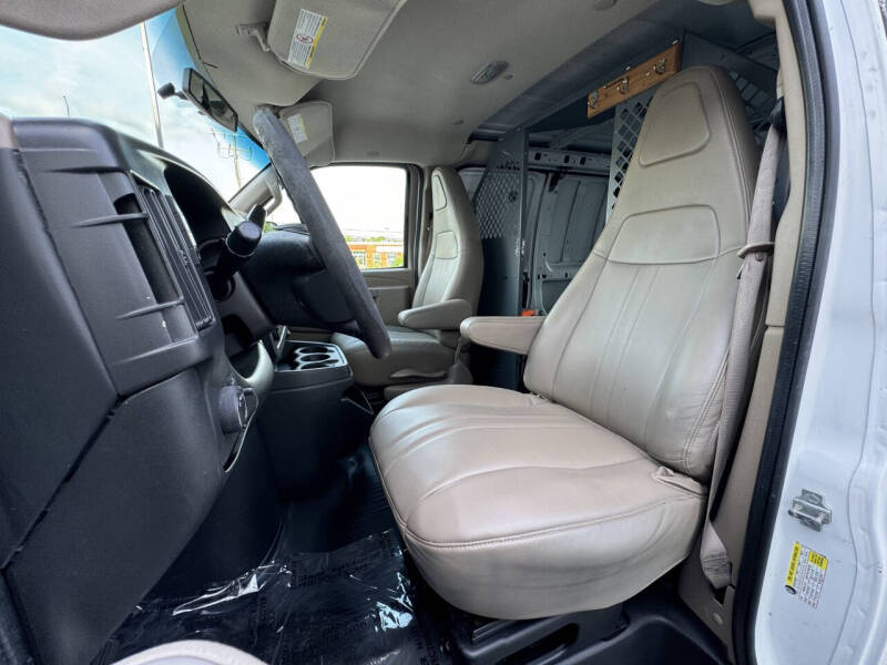 2016 Chevrolet Express 2500