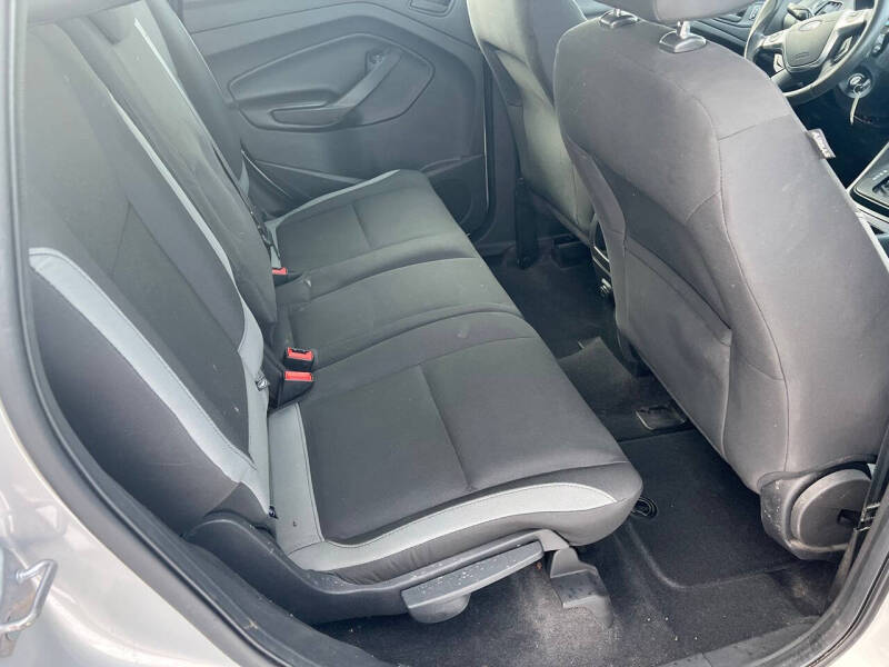 2014 Ford Escape S