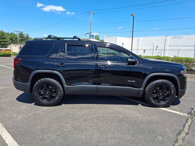 2021 GMC Acadia AT4