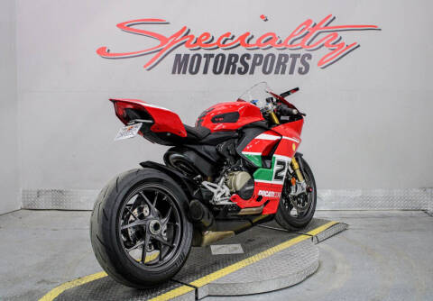 2023 Ducati Panigale V2