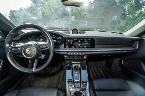 2020 Porsche 911 Carrera S