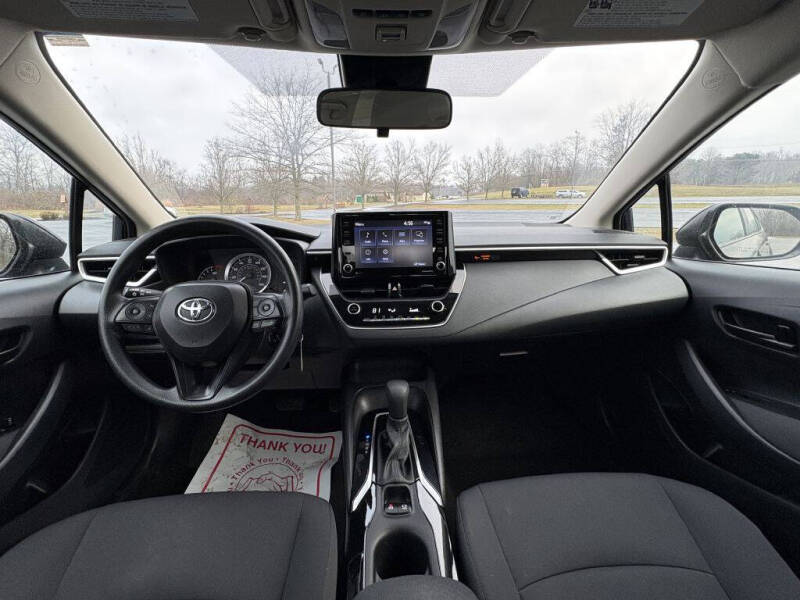 2022 Toyota Corolla LE