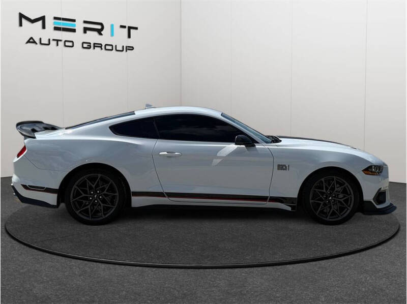 2022 Ford Mustang Mach 1