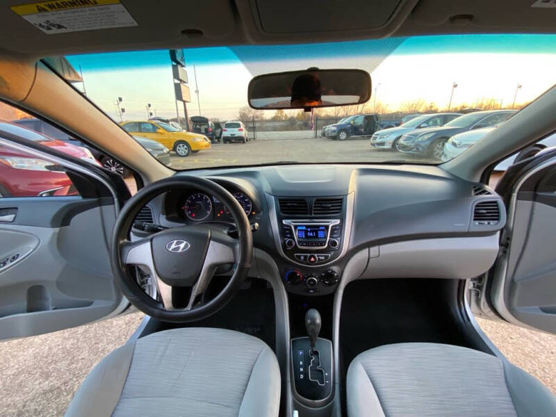 2015 Hyundai Accent GLS