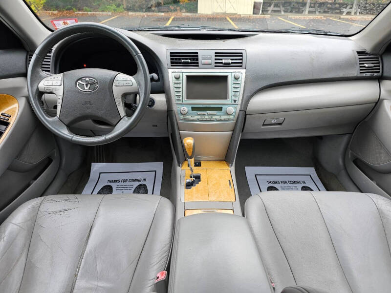 2007 Toyota Camry XLE photo 36