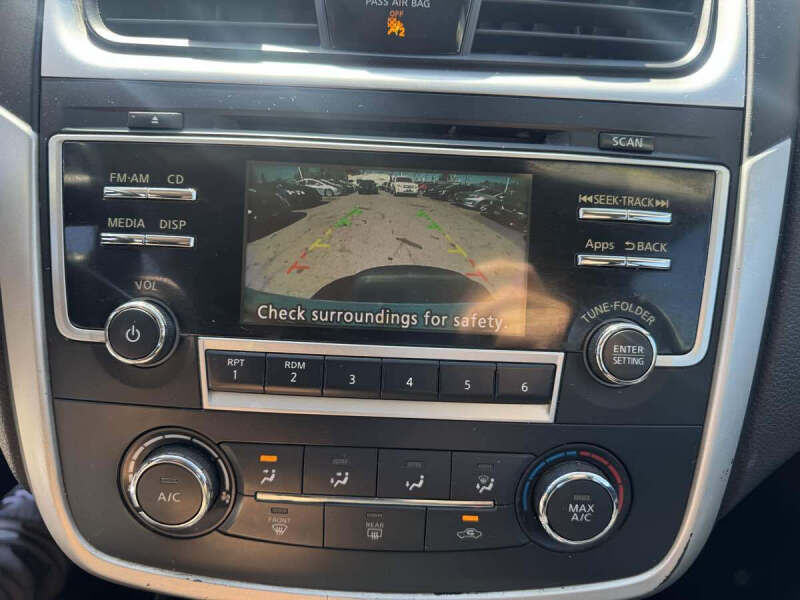 2016 Nissan Altima 2.5 SR