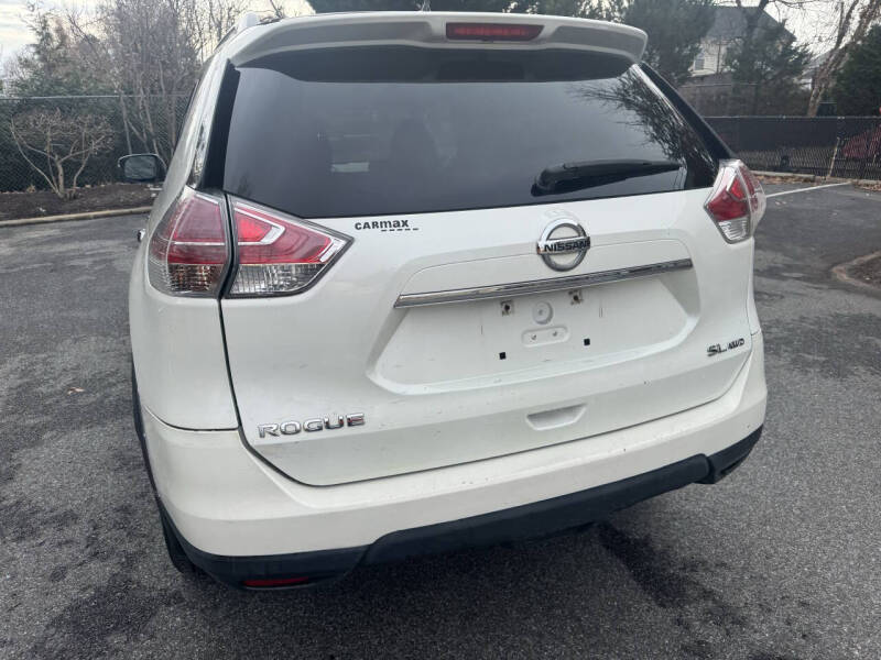 2015 Nissan Rogue SL