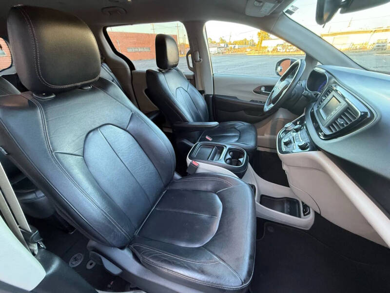 2017 Chrysler Pacifica