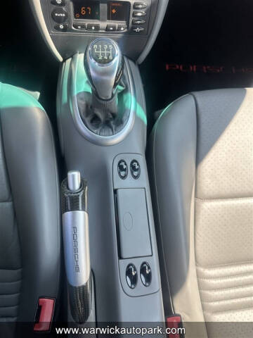 2001 Porsche 911 Carrera