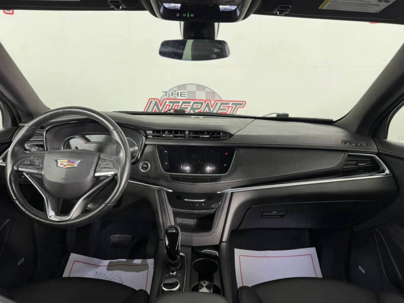 2023 Cadillac XT6 Luxury