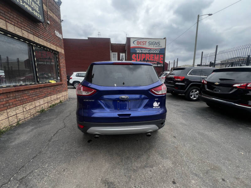 2016 Ford Escape SE