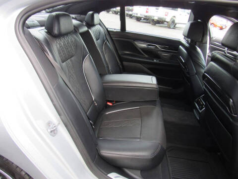 2019 BMW 7 Series 740i