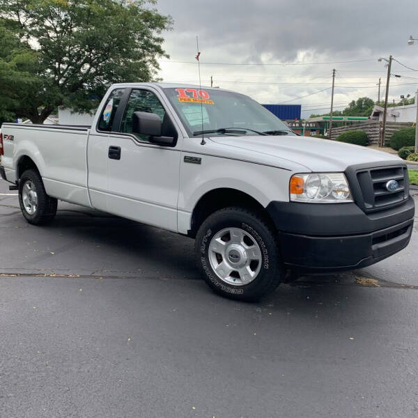 2008 Ford F-150 for sale at Clarks Auto Sales in Connersville IN