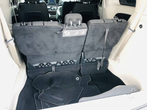 2017 Chrysler Pacifica Touring