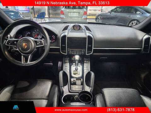 2017 Porsche Cayenne S