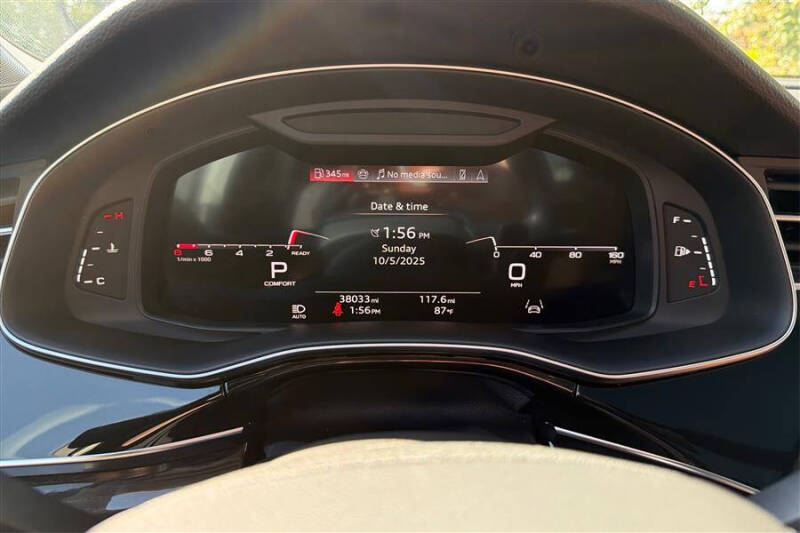 2024 Audi Q7 quattro Premium Plus 45 TFSI