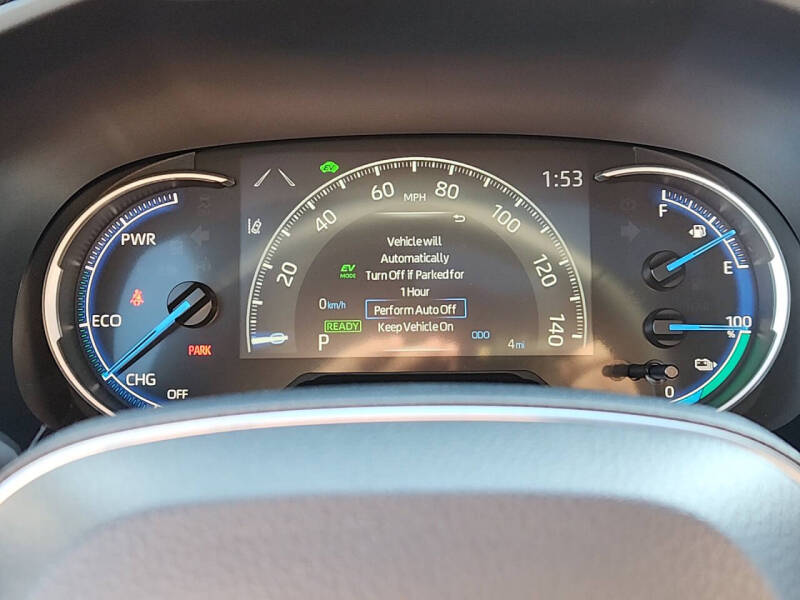 2025 Toyota RAV4 Plug-in Hybrid SE