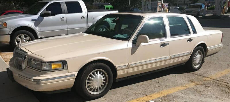 1995 lincoln town car cartier