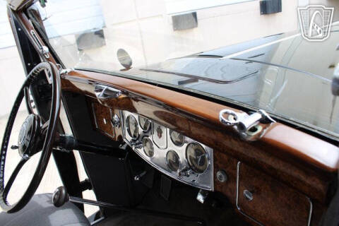 1934 Packard 1100