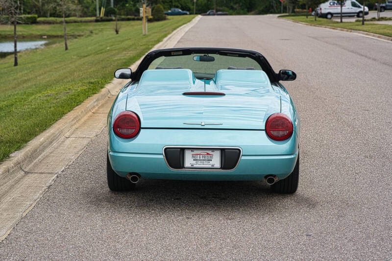 2002 Ford Thunderbird Deluxe