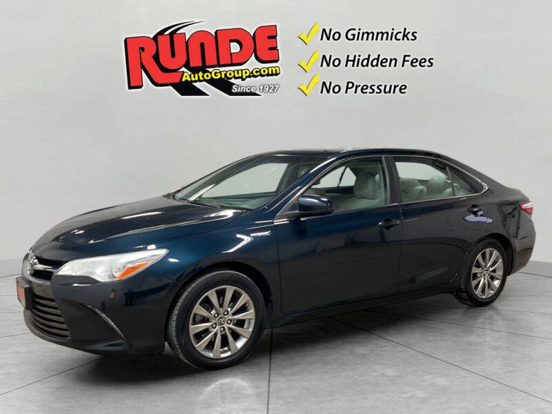 2016 Toyota Camry Hybrid XLE