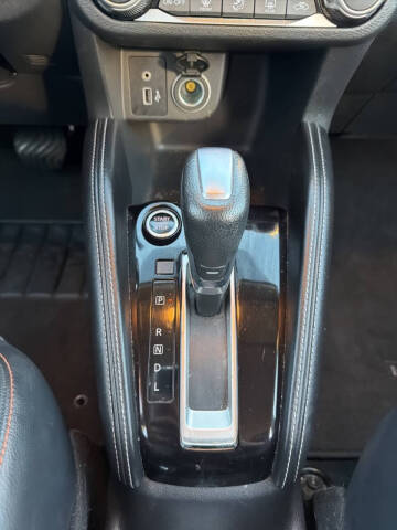 2020 Nissan Kicks SR