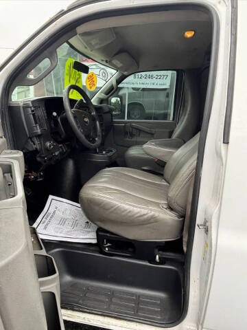 2016 Chevrolet Express 2500