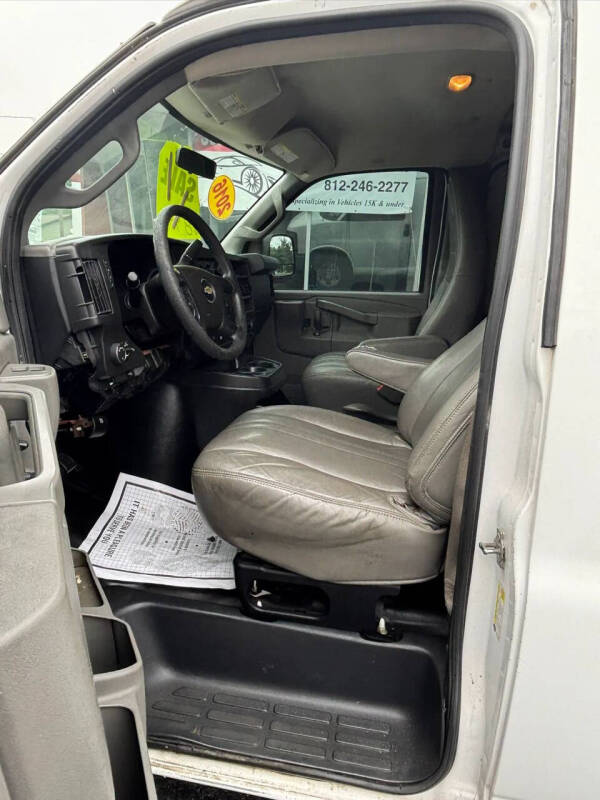 2016 Chevrolet Express 2500