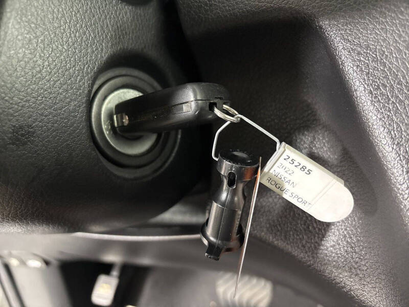 2022 Nissan Rogue Sport S