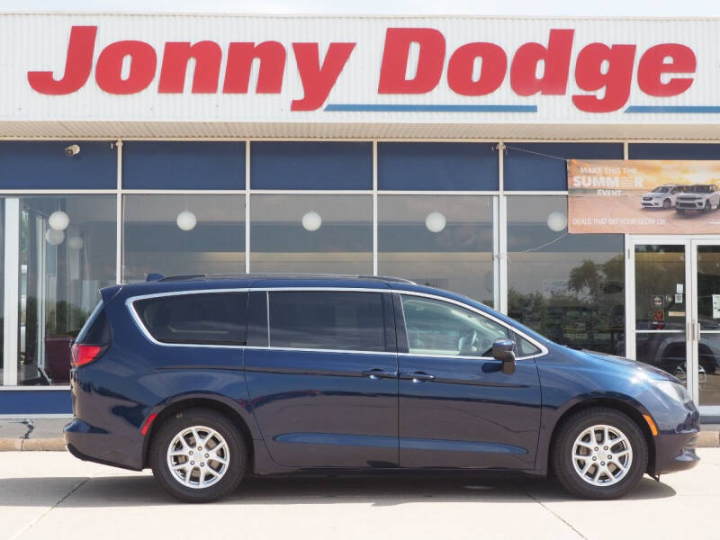 2020 Chrysler Voyager for sale at Jonny Dodge Chrysler Jeep in Neligh NE