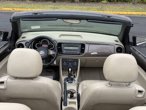 2013 Volkswagen Beetle Convertible 2.5L