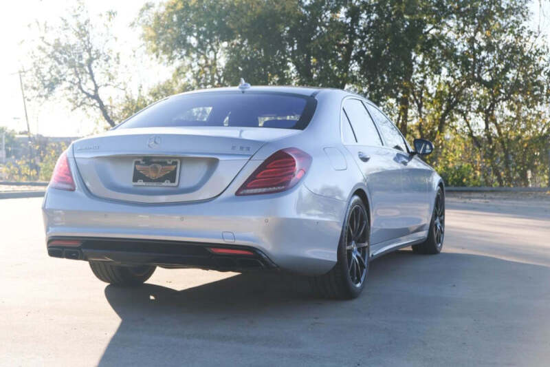 2017 Mercedes-Benz S-Class AMG S 63
