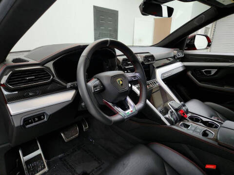 2019 Lamborghini Urus