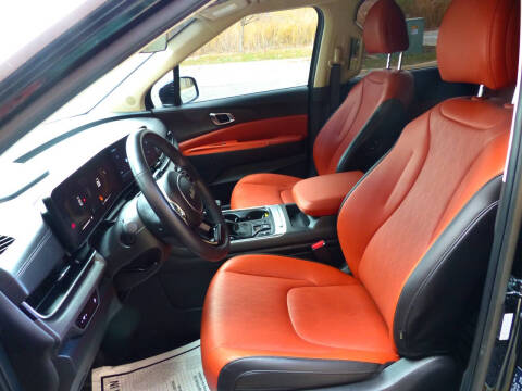 2025 Kia Carnival EX