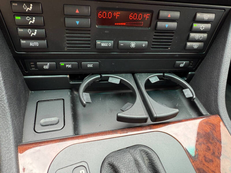 2003 BMW 5 Series 540i