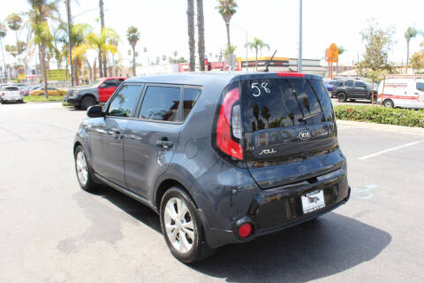 2016 Kia Soul +