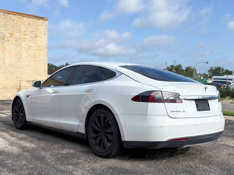 2015 Tesla Model S